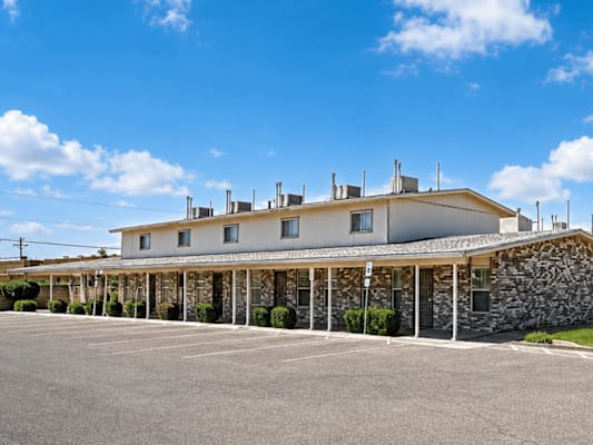 Lomaland Townhomes property